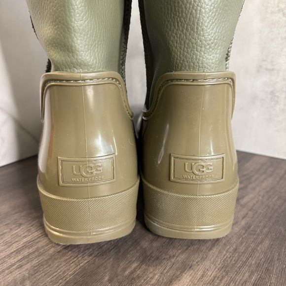Ugg Raincloud Lace Boots Olive Green Size 10 - Picture 4 of 6